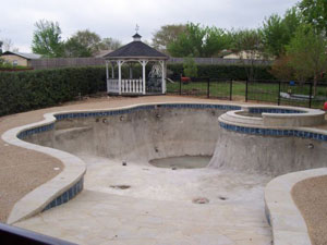 басейн з бетону