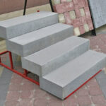 як залити бетонні сходинки