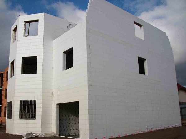 Монолитный бетон: характеристики, состав, изготовление, применение